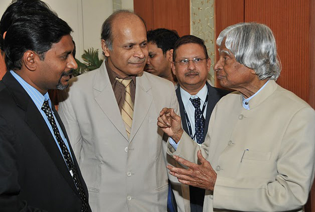 Dr. Girish Lad with Dr. A. P. J. Abdul Kalam — Photo 2